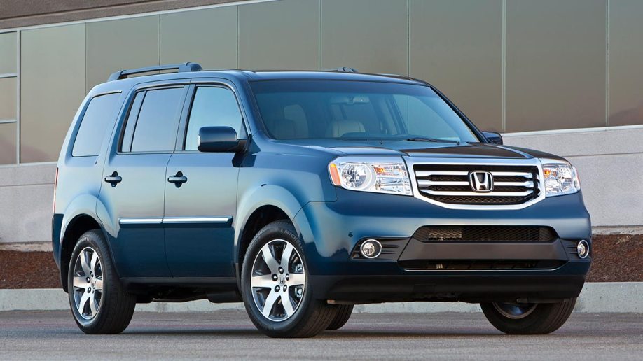 2012 Honda Pilot in blue.