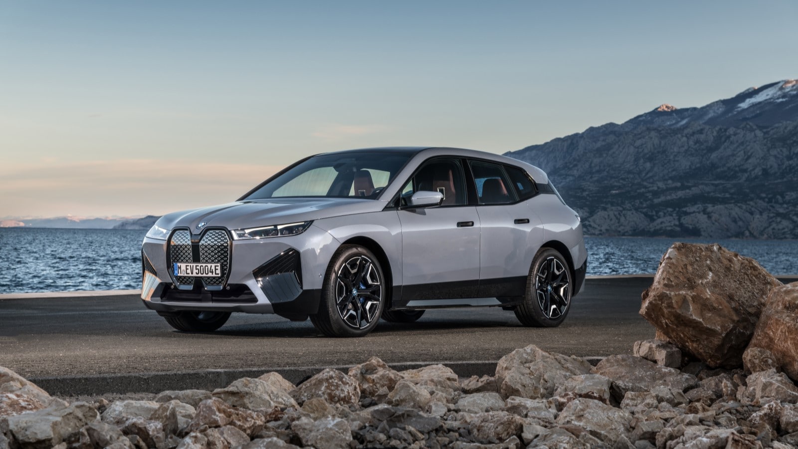 Will the 2022 BMW iX Ever Get Cheaper?