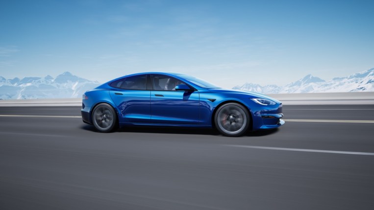 Opdatering tilbage let 10 Fastest Electric Cars and What They Cost - Kelley Blue Book