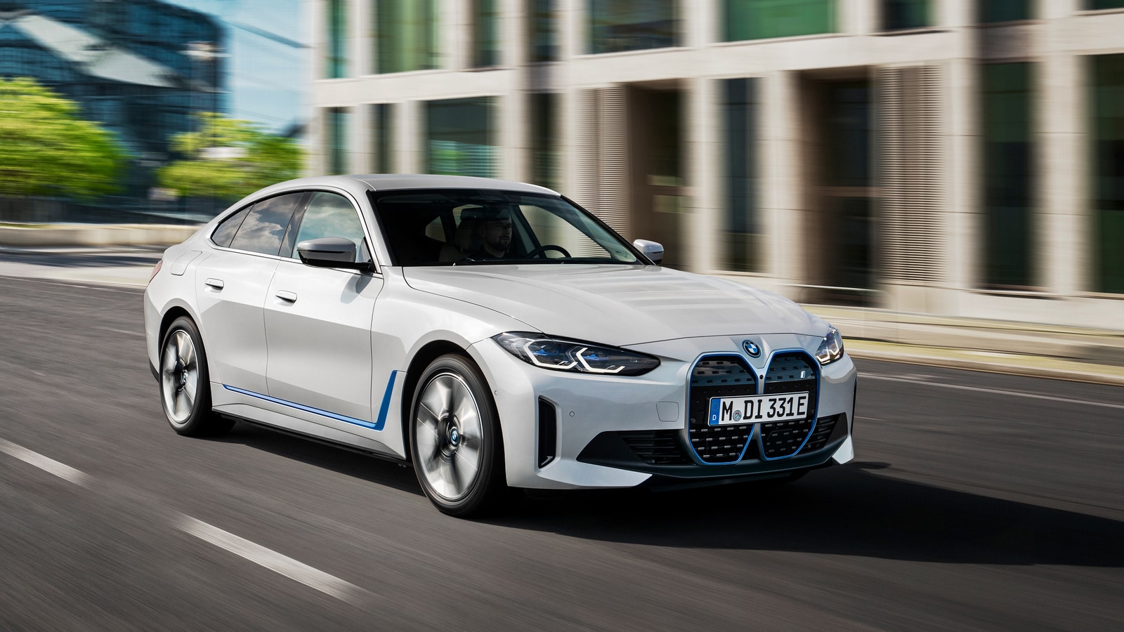 2022 BMW i4