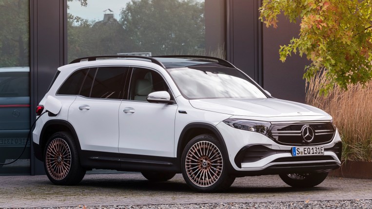 2022 mercedes benz eqb white