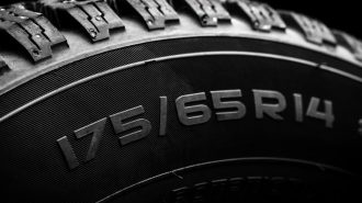 How to read the tires numbers