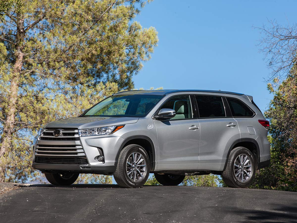 10 Best CPO 3Row SUVs Under 30,000 Kelley Blue Book