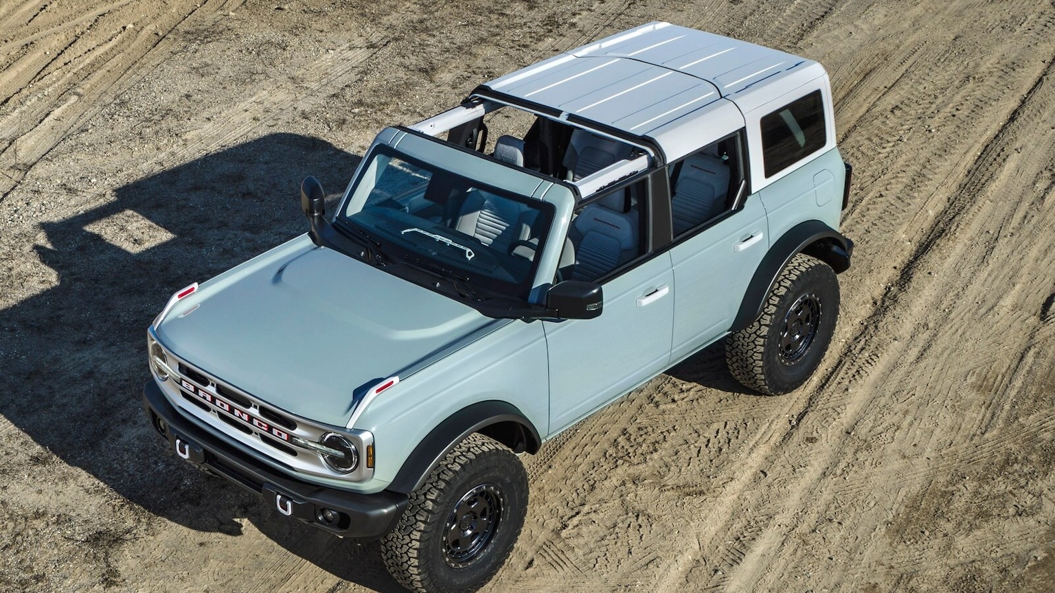 Ford Bronco Metal Hardtops Delayed into 2023 Model Year - Kelley Blue Book