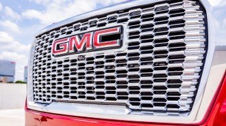 2021 GMC Yukon Denali chrome grill