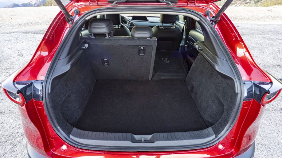 2022 Mazda CX-30 Turbo cargo