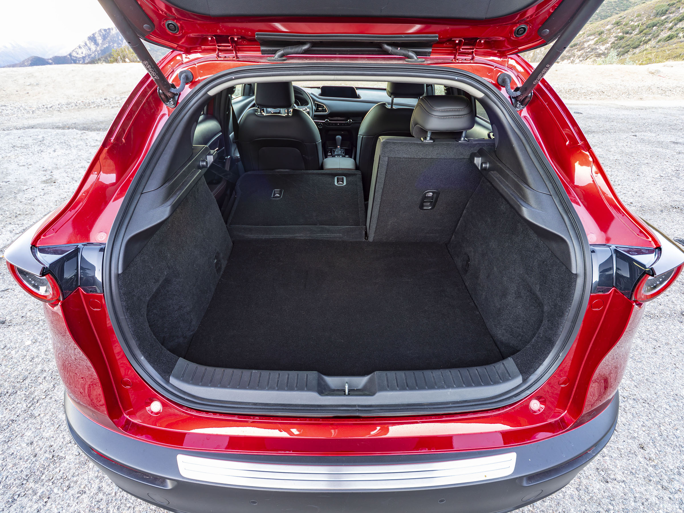 2021 Mazda CX-30 Turbo cargo