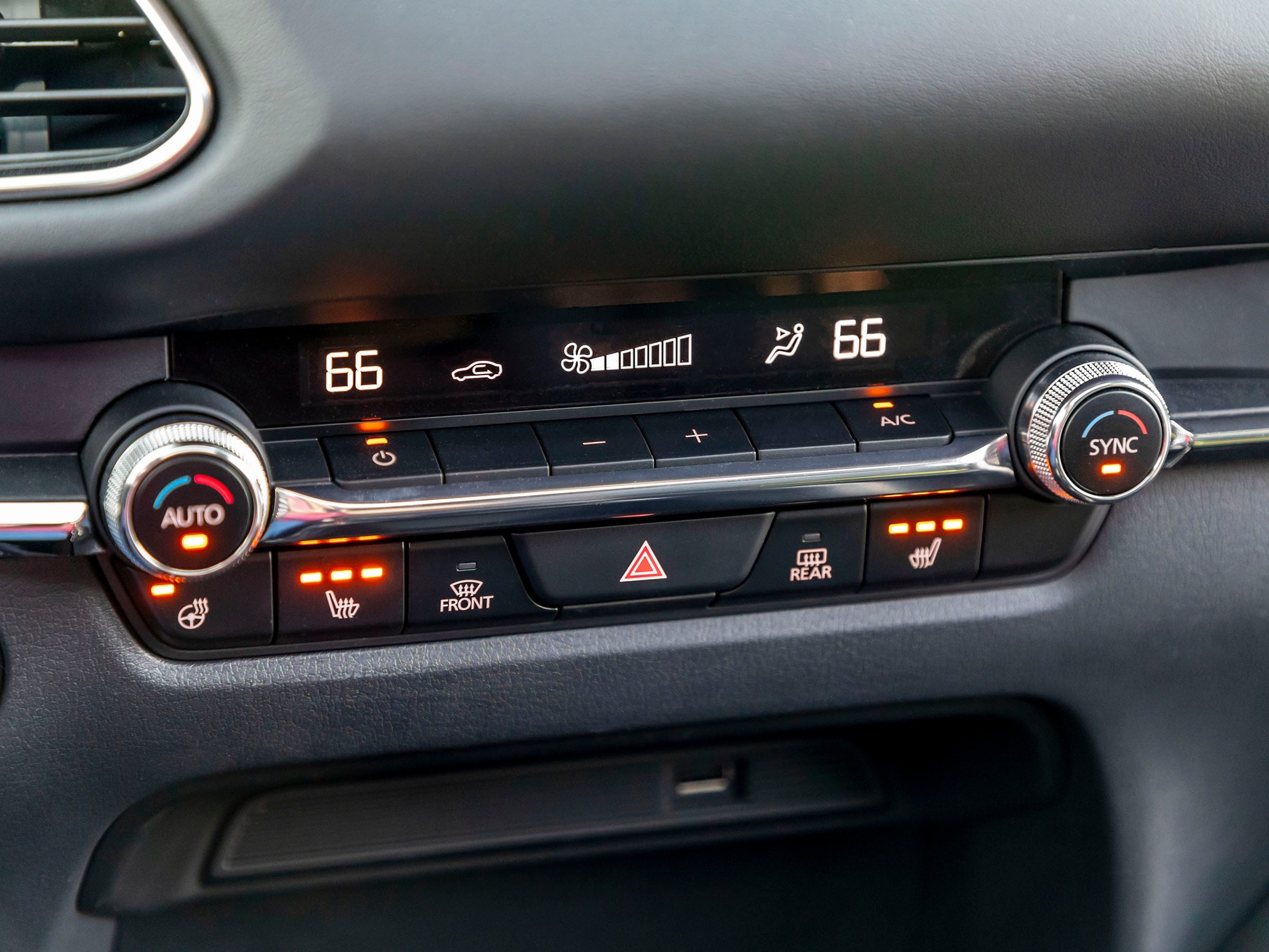 2021 Mazda CX-30 Turbo climate controls
