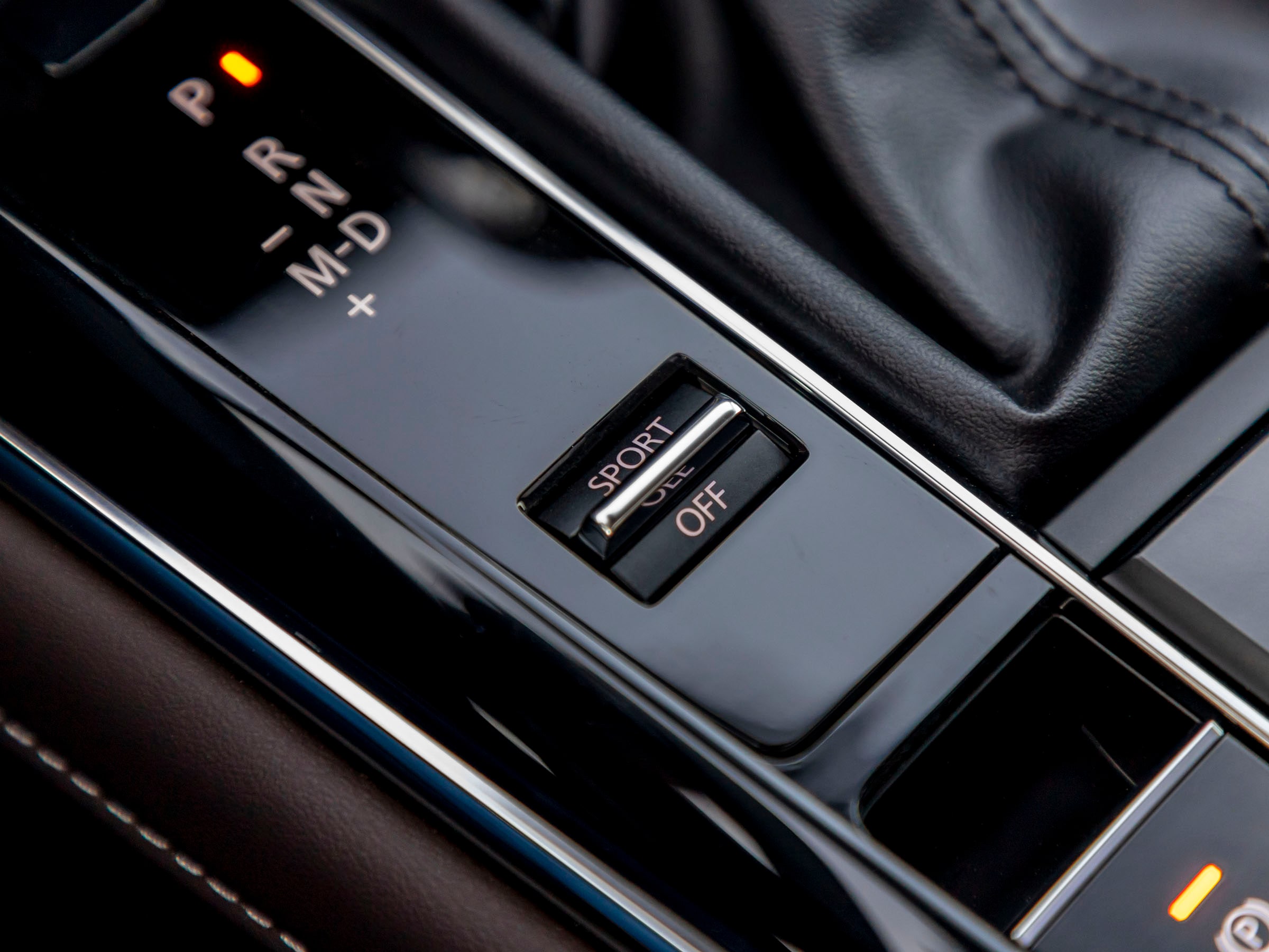 2021 Mazda CX-30 Turbo shifter detail