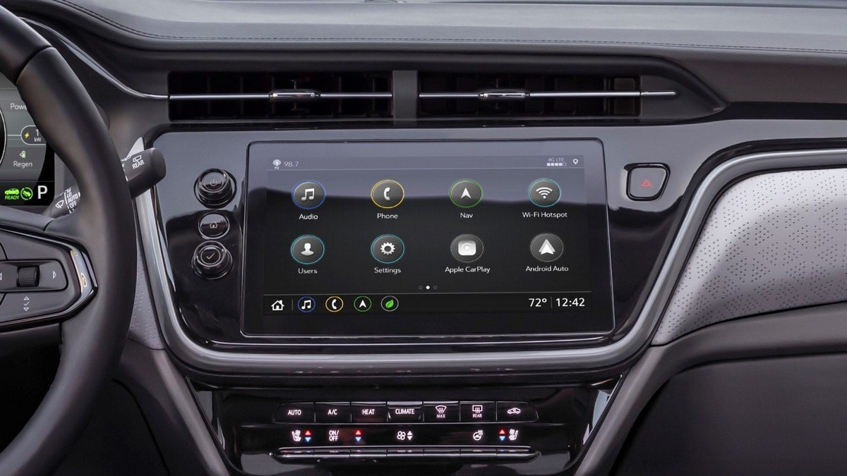 Let's Have a Look Inside the New Chevrolet Bolt EUV Kelley Blue Book