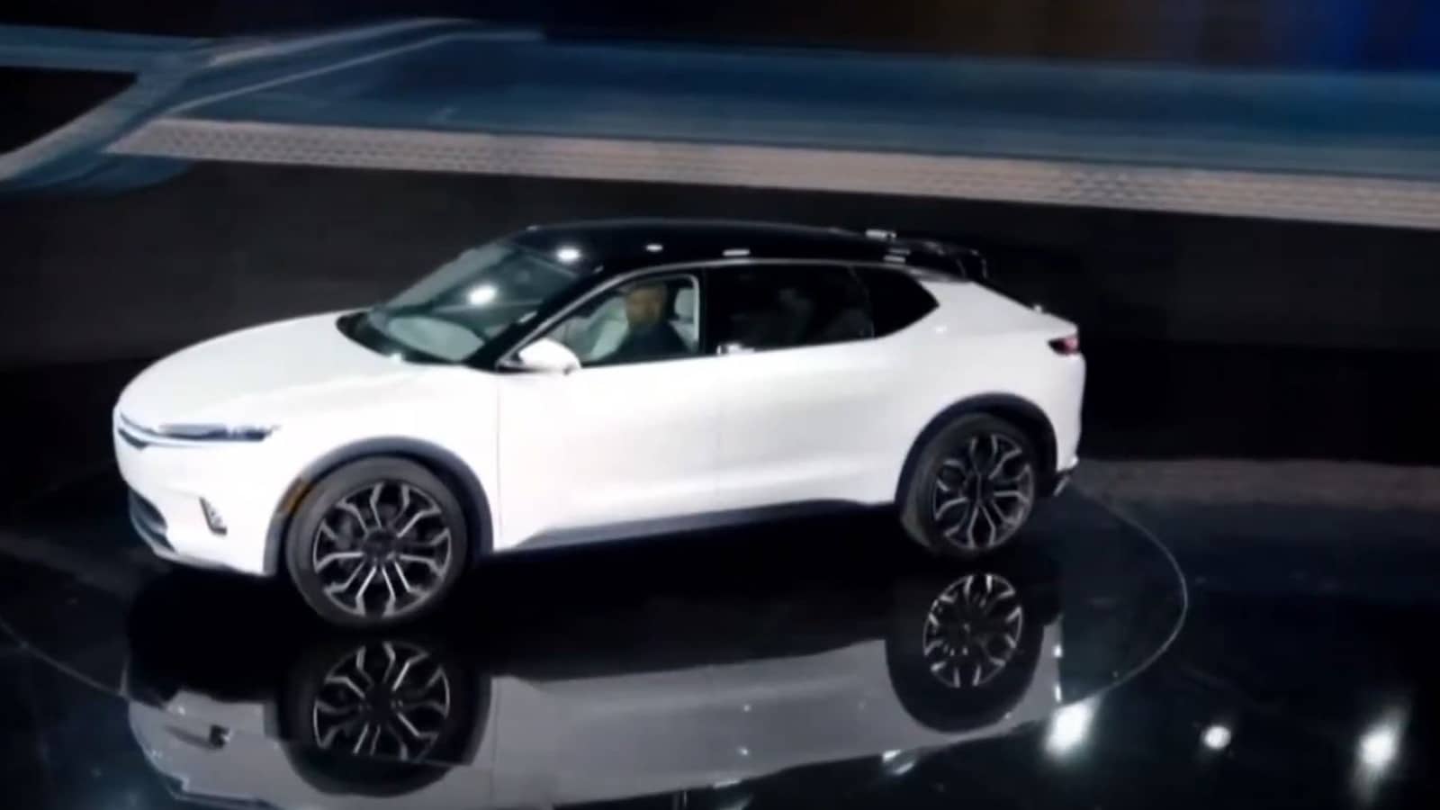 Stellantis Lays Out Aggressive EV Plans for Chrysler Dodge Jeep