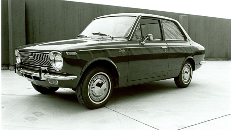 1969 Toyota Corolla Front Three Quarter