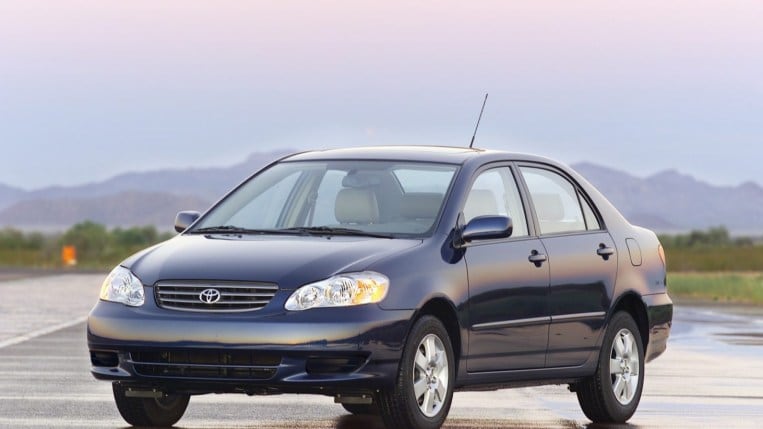 2003 Toyota Corolla Front Three Quarter