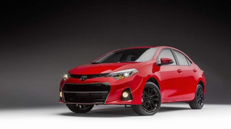 2015 Toyota Corolla Front Three Quarter