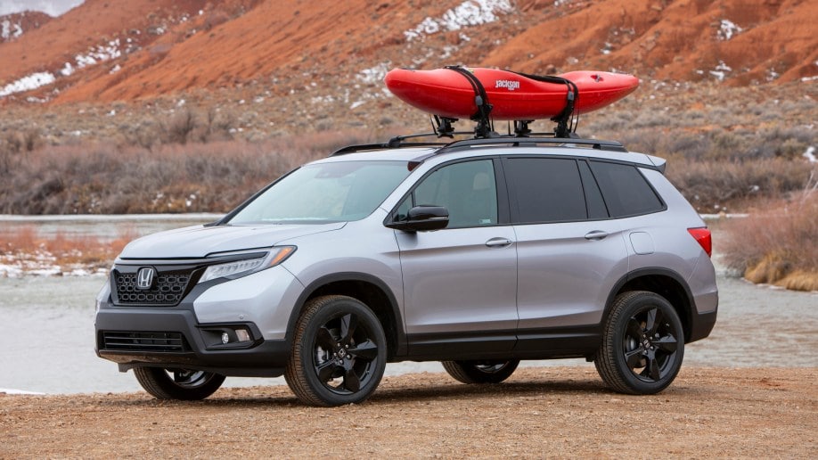 2021 Honda Passport with kayak