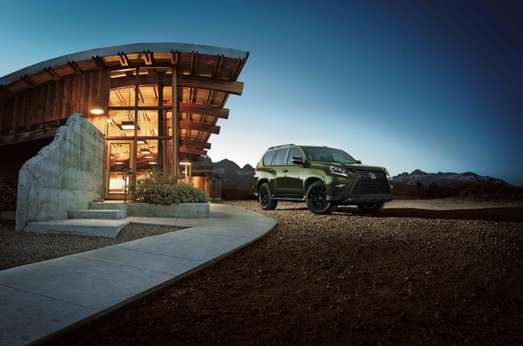 2022 Lexus GX Black Line Edition Front Three Quarter
