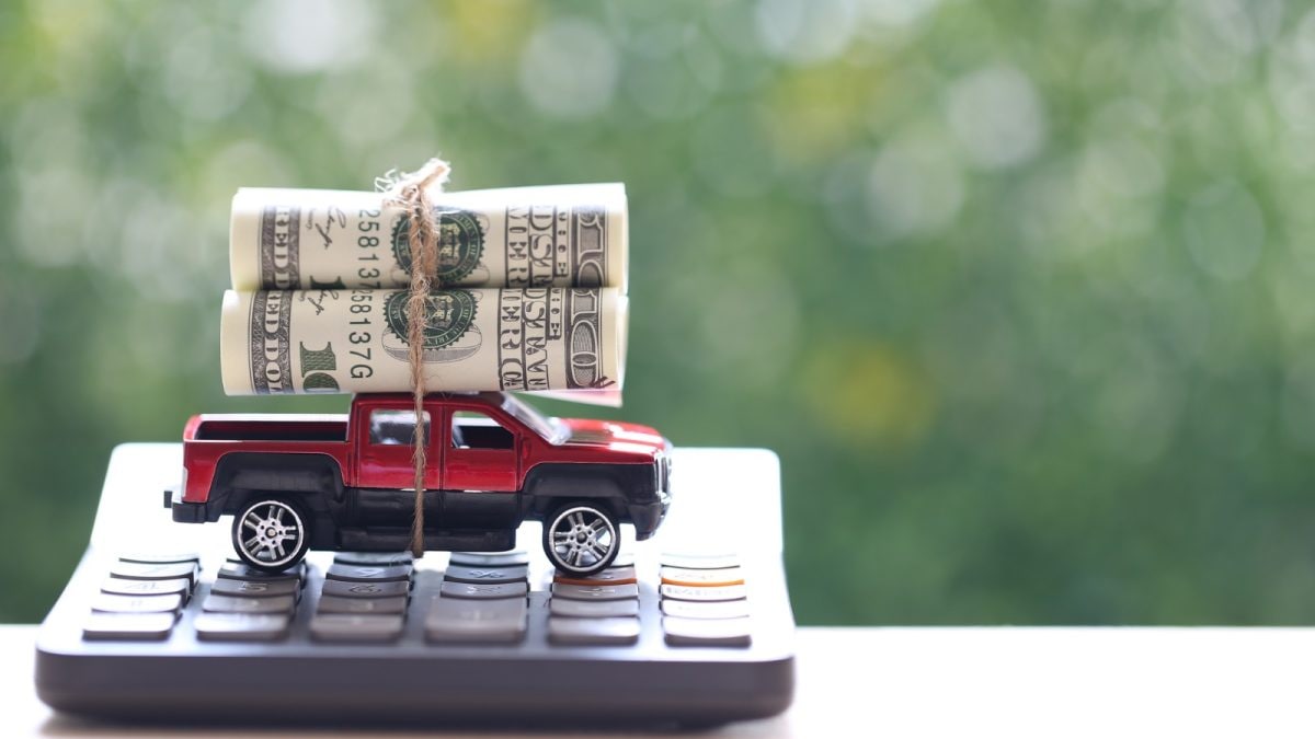 How much does a new car dealer make on a deal? - Kelley Blue Book