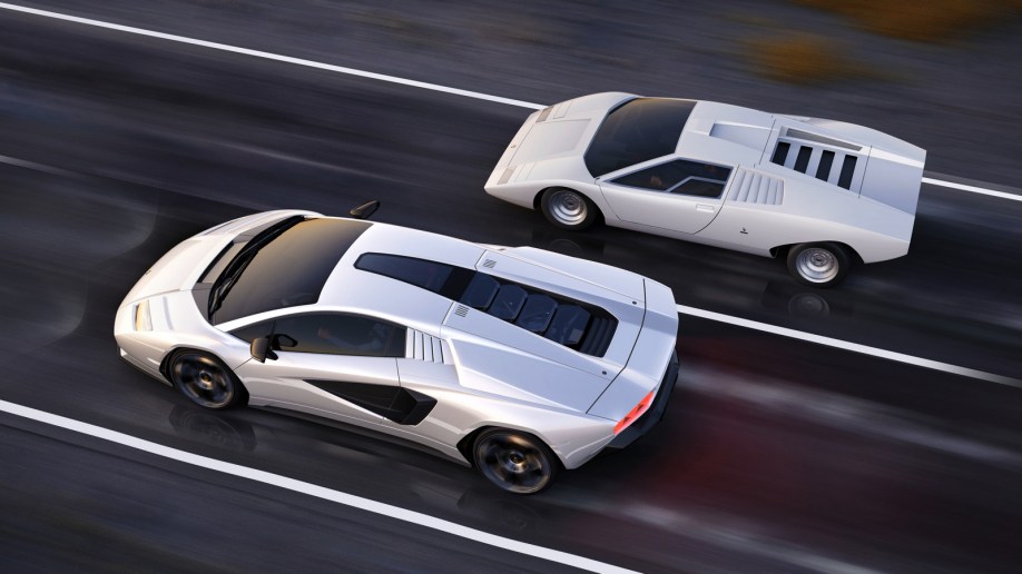 2022 Lamborghini Countach LPI800-4