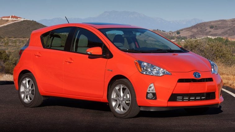 2014 Toyota Prius C Orange 12 × 9