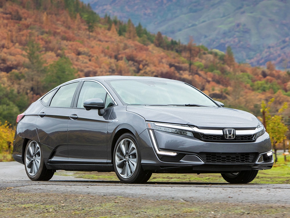 2021 Honda Clarity in grey.
