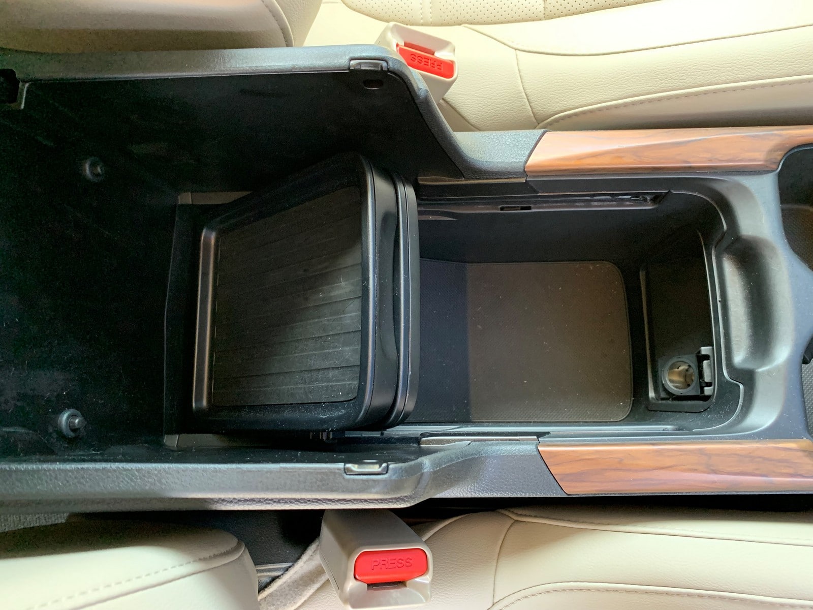 2021 Honda CR-V Hybrid console tray