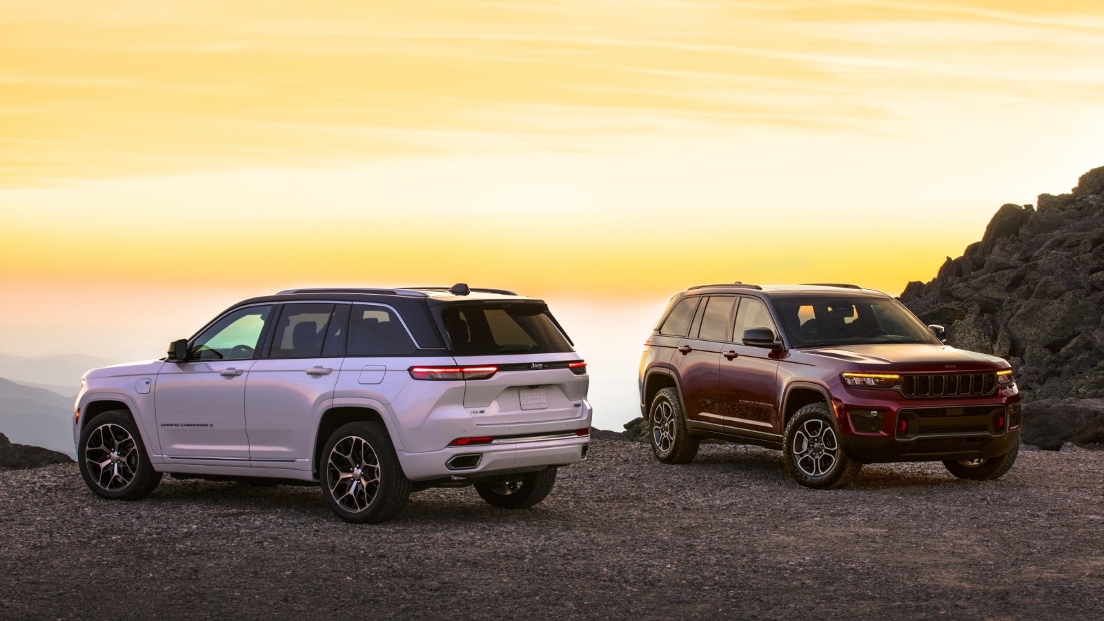 Redesigned 2022 Jeep Grand Cherokee Starts at 37,390 Kelley Blue Book