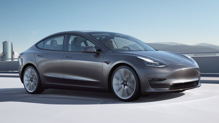 US: Tesla Model 3 Continues To Be The Fastest-Selling Used Car