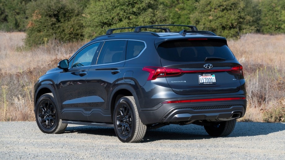 2022 Hyundai Santa Fe XRT exerior.