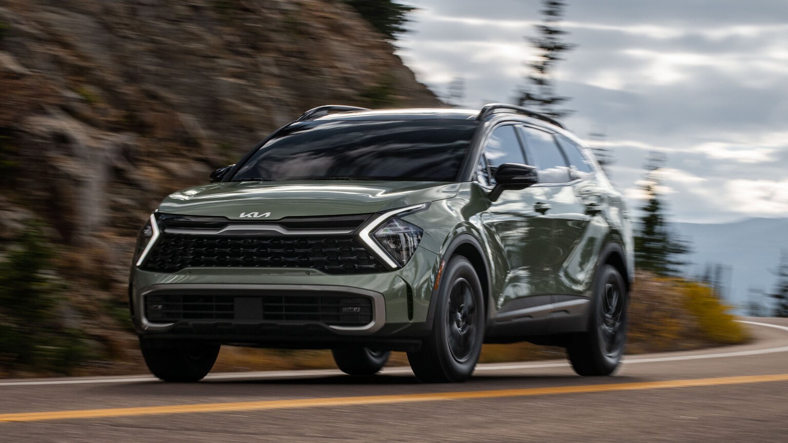 Here's What You Get on a Fully Loaded 2023 Kia Sportage Kelley Blue Book