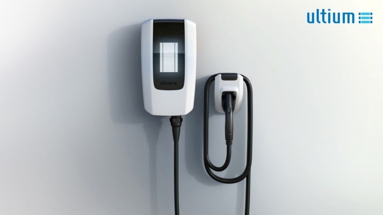 GM Ultium home charging device