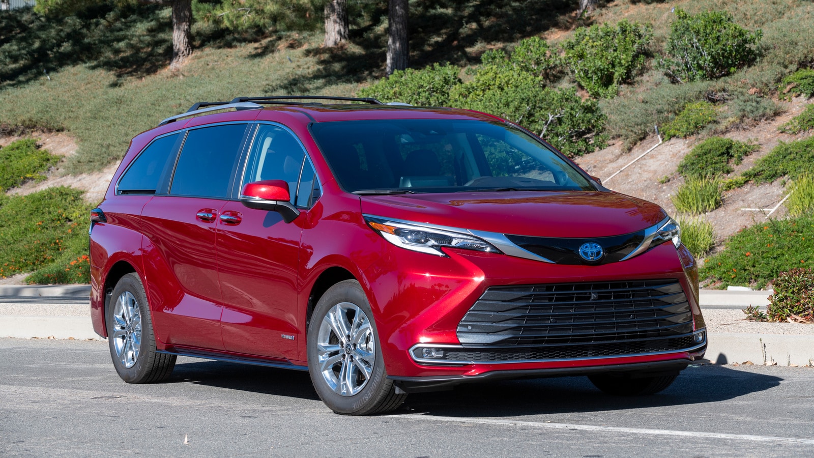 Best Commuter Cars and SUVs for 2023 Kelley Blue Book