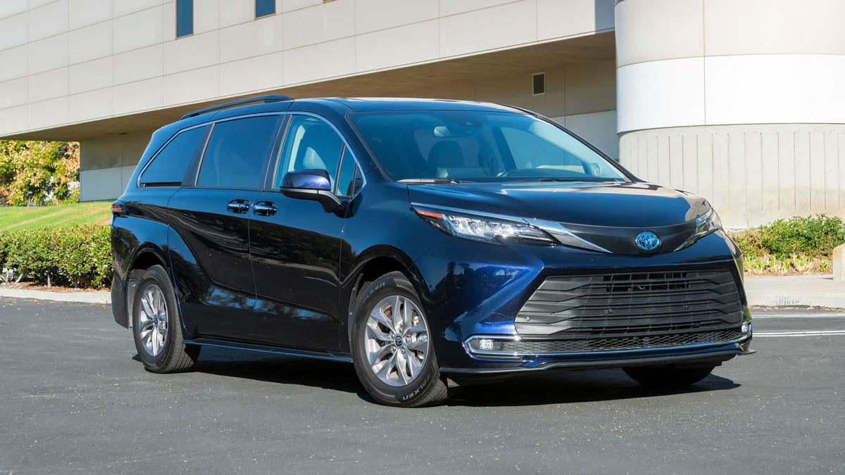 2023 Toyota Sienna in blue.