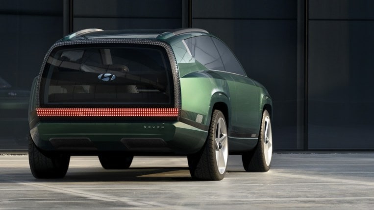 Hyundai SEVEN Concept Rear Three Quarter