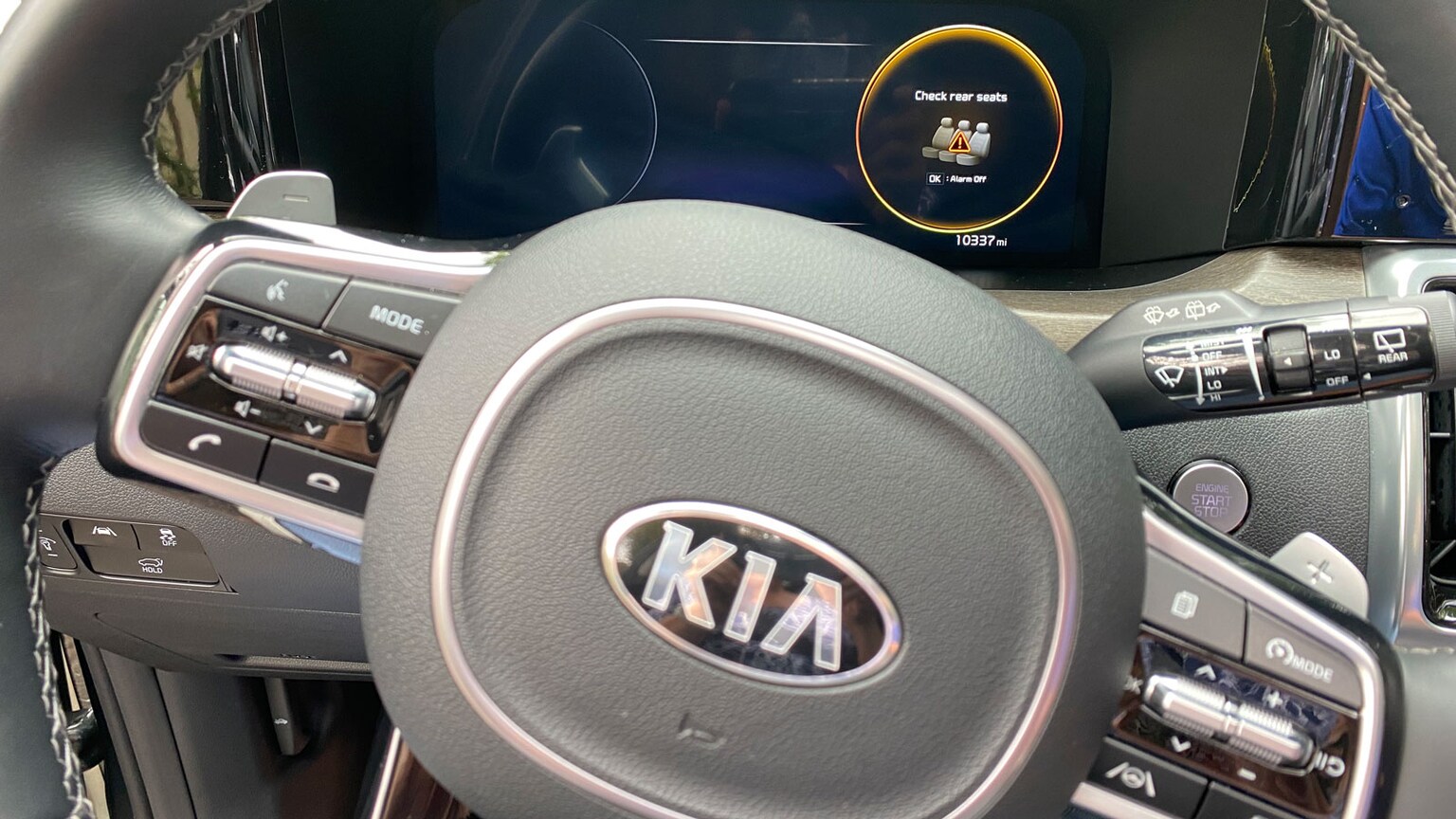 Rear Occupant Alert How it Works and Why You Need It Kelley Blue Book