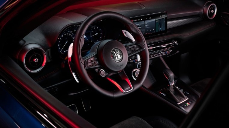 2023 Alfa Romeo Tonale Interior