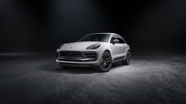 2023 Porsche Macan T Front Three Quarter