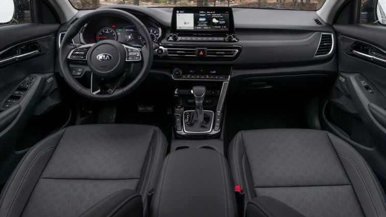 2022 Kia Seltos Interior