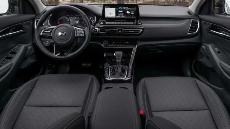 2022 Kia Seltos Interior
