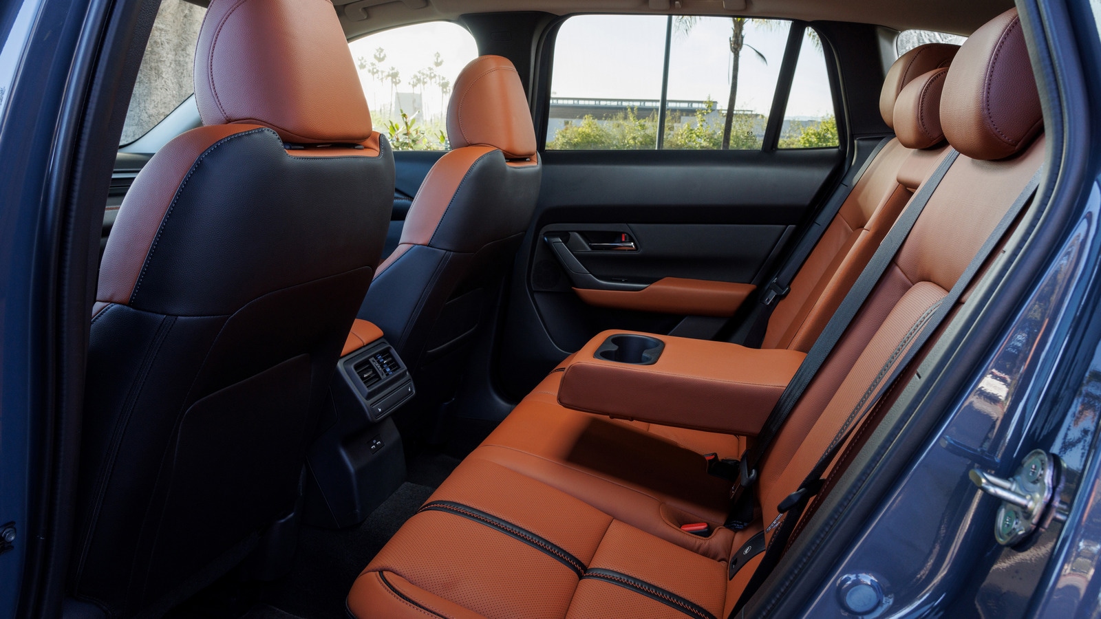 2023 Mazda CX-50 orange seats