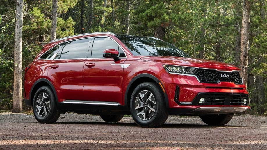 2022 Kia Sorento Hybrid in red.