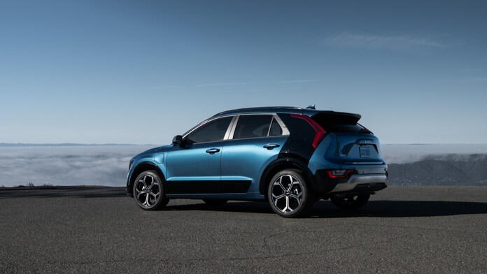 2023 Kia Niro Hybrid Starts At 26 490 Kelley Blue Book
