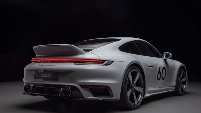 2023 Porsche 911 Sport Classic Goes Retro, Wild with RWD and Manual  Transmission - Kelley Blue Book