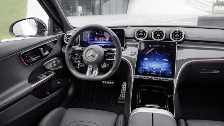 Mercedes AMG C 43 Interior