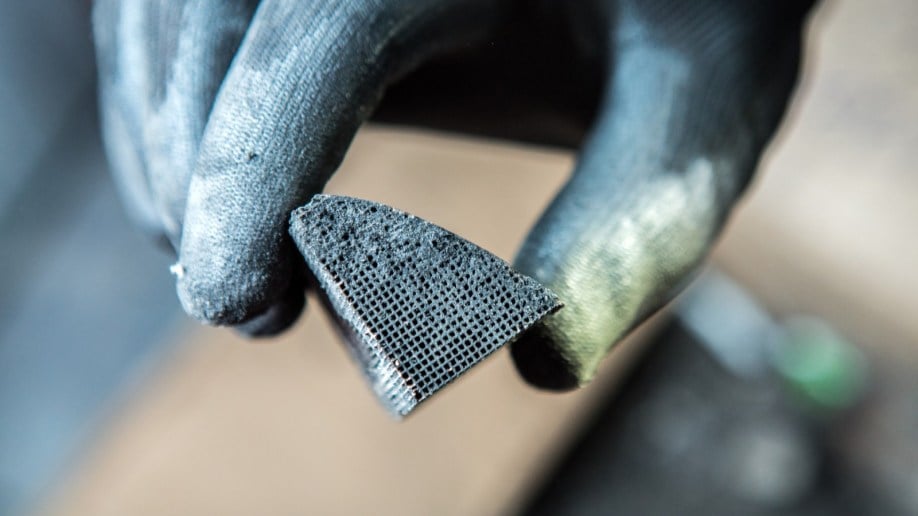 Catalytic converter uses precious metals