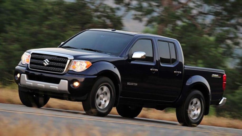 2011 Suzuki Equator in black.