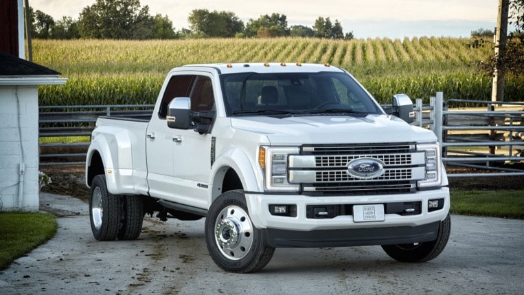 2016 Ford F 450 Front Three Quarter