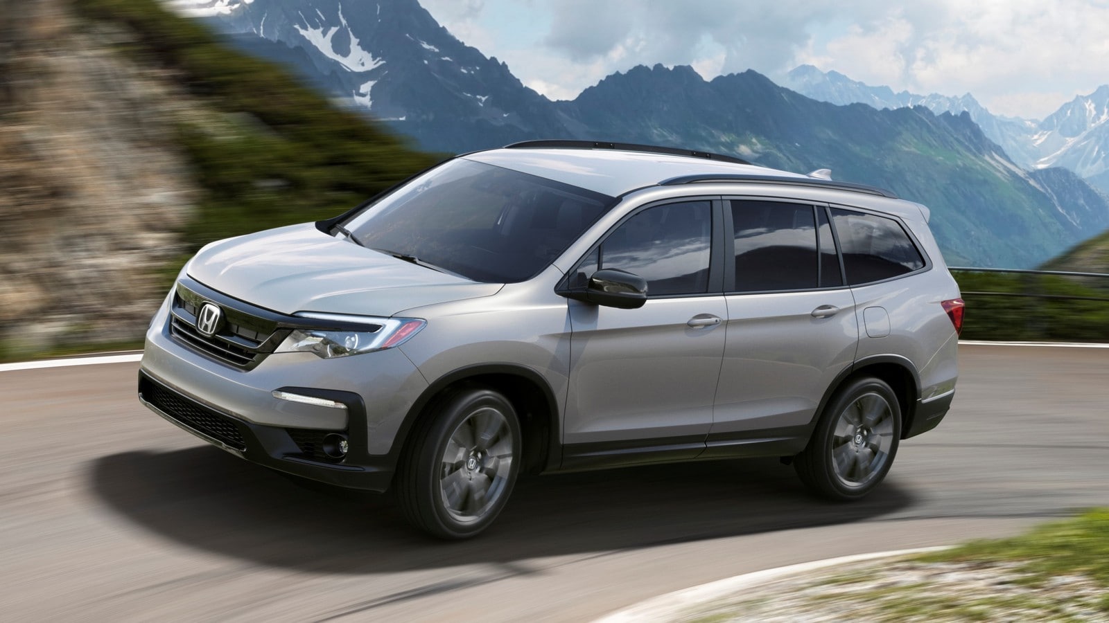 Why Honda Won 3 Best Family Cars Awards - Kelley Blue Book