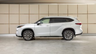 2023 Toyota Highlander Profile