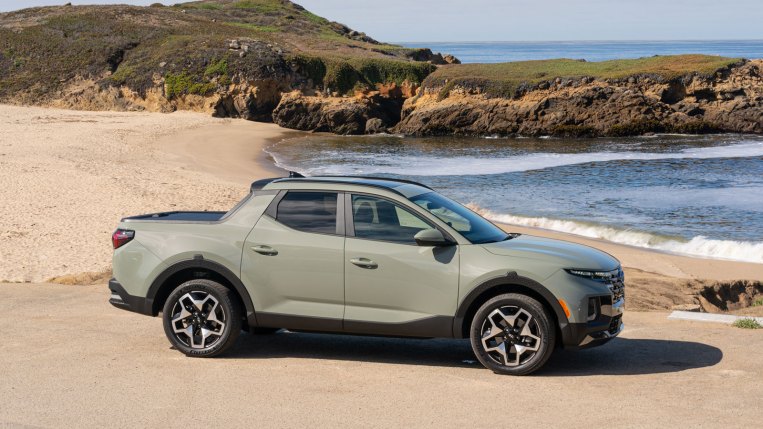 2022 Hyundai SantaCruz Beach