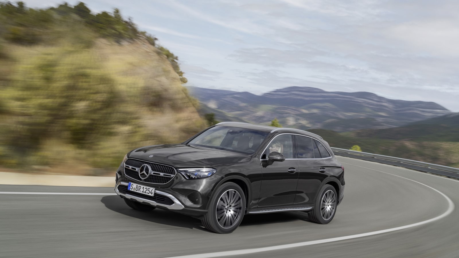 The 2023 Mercedes-Benz GLC seen from a front quarter angle